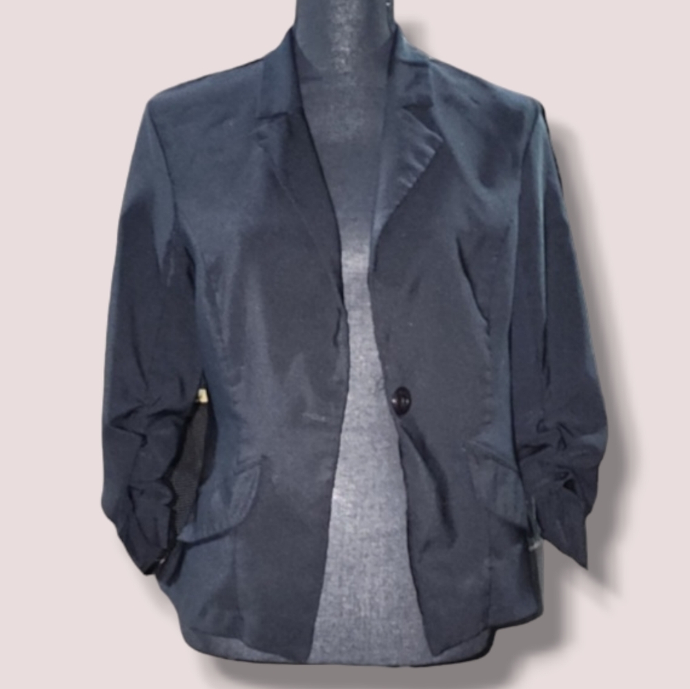 Valia 3/4 Sleeve Business Blazer in Black